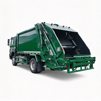 Camion à ordures compacteur diesel Sinotruk de 16 mètres cubes, 4x2, manuel, Euro 3, avec pompe pour le transport des déchets urbains et ruraux