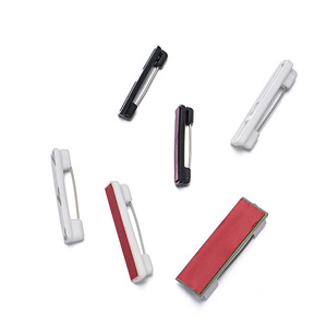 Hudie LYP0227 - Pin de Seguridad de Plástico Blanco, Porta Credencial, Broche Simple, Base para Insignia, Hecho en Zhejiang, China - Product Image 5