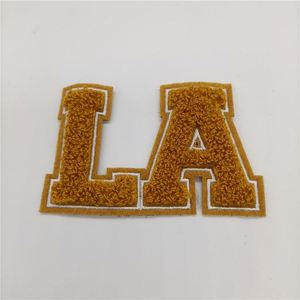 Parches de Letras de Chenilla de Alta Calidad, Parches Termoadhesivos Bordados para Ropa - Product Image 2