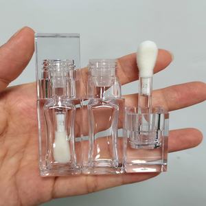 Tube de brillant à lèvres en plastique transparent écologique de 3 ml avec bouchon à vis plat, contenants pour huile à lèvres en cristal pour une utilisation en blush - Product Image 6