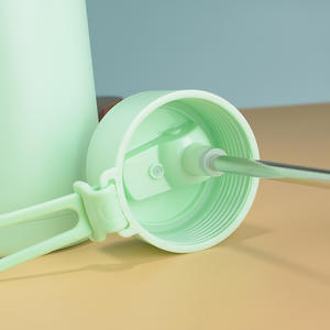 Bouteille isotherme portable en acier inoxydable 304 à double paroi de 34 oz avec poignée en silicone et paille, personnalisable - Product Image 3