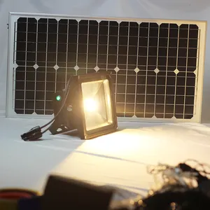 모션 센서가 장착 된 태양 광 가로등 태양열 주차장 조명 IP65 정원 스트리트 데크 용 야외 태양광 보안 조명