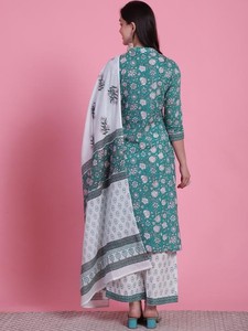 Motivos étnicos verdes impresos Kurta recto de algodón puro con palazzos y Dupatta - Product Image 2