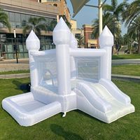 Château gonflable blanc pour mariage avec souffleur, structure de saut avec toboggan pour fêtes d'enfants, mariages et famille