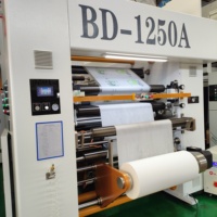 Matériel d'emballage souple, machines de laminage sans solvant, machine de laminage sans solvant pour une production à haute vitesse