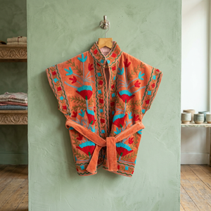 Manteau d'automne pour femme en velours brodé à la main avec motif floral, col mandarin, matelassé, séchage rapide - Product Image 1
