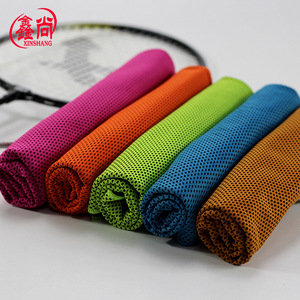 ผ้าเช็ดตัวเย็นซินซาง โพลีเอสเตอร์สองชั้น สำหรับกีฬากลางแจ้ง พร้อมพิมพ์โลโก้ตามสั่ง - Product Image 1