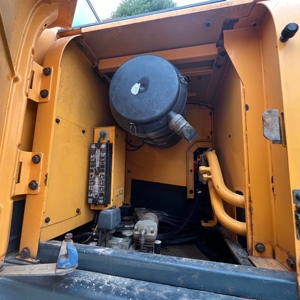 Excavadora Hidráulica de Orugas Hyundai 330 de 30 Toneladas, de Segunda Mano, en Buen Estado, Modelo 330LC-9S, con Motor Cummins, en Venta - Product Image 6