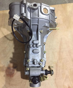 Transmisión <span class=keywords><strong>manual</strong></span> 4 + 1 para motor 462 - Product Image 1