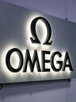 Enseigne personnalisée avec logo d'entreprise, lettres en métal 3D rétroéclairées par LED, étanches IP54, surface en acier inoxydable, pour la maison, l'extérieur, les devantures de magasins