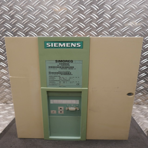 Simoreg 6RA70756GV620 Riss en plastique recyclé pour PLC, neuf et original - Product Image 1