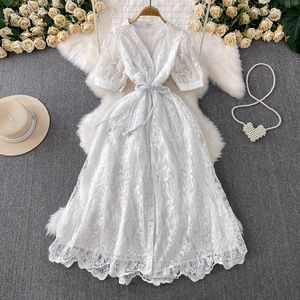 Vestido Elegante Vintage Francés para Mujer, Verano 2026, <span class=keywords><strong>Moda</strong></span> con Mangas Abullonadas, Tirantes, Cintura Ajustada, Cierre de Botón, Malla Bordada 101 - Product Image 6