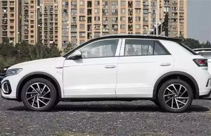 T-roc <span class=keywords><strong>Auto</strong></span> Usata in Vendita 2024 <span class=keywords><strong>Taigo</strong></span> Edizione Starlight Euro VI 300tsi DSG Trazione Anteriore Modello M - Product Image 5