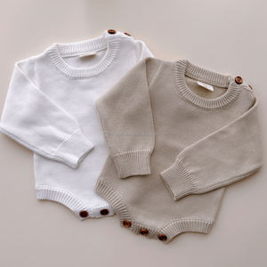 <span class=keywords><strong>Barboteuse</strong></span> tricotée fine <span class=keywords><strong>pour</strong></span> nouveau-né, col boutonné, broderie héritage, tenue de rentrée personnalisable, première tenue, jambes courtes, combinaison tricotée - Product Image 2