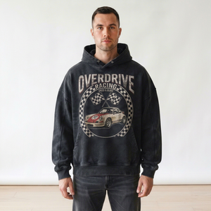 Sweat à capuche surdimensionné en tricot avec motif vintage de course automobile pour hommes - Mélange polyester/coton, style streetwear, service OEM/ODM - Product Image 1
