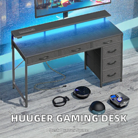 Bureau de jeu Huuger avec éclairage LED, prises de courant, type C, 6 tiroirs, surface en bois, bureau d'ordinateur de 47 pouces, bureau de travail avec rangement, support pour moniteur