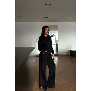 Survêtement d'hiver noir Kassel, confortable, respirant, en nylon, jogging, logo personnalisé, ensemble 2 pièces, commande minimum 2 pièces - Product Image 1