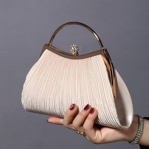 Bolso de mano para mujer, bolso de cena de moda plisado Vintage, Mini bolso de juego de diamantes Diagonal cerrado con enganche de Color sólido - Product Image 4