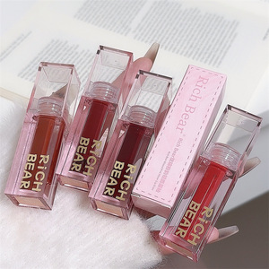 <span class=keywords><strong>ลิ</strong></span><span class=keywords><strong>ป</strong></span>กลอส Rich Bear สีชมพูกระจกเงา ฉ่ำวาว ติดทนนาน กันน้ำ บำรุงริมฝี<span class=keywords><strong>ป</strong></span>าก - Product Image 1