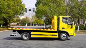 Usine en Chine-Direct Foton Omar dépanneuse <span class=keywords><strong>camion</strong></span> 131hp Transmission manuelle bon prix remorque remorquage véhicule dépanneurs nouvel état - Product Image 6