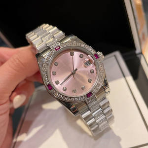 Montre unisexe de luxe rose pastel, mouvement mécanique, verre saphir, bracelet en acier inoxydable orné de diamants, lunette cannelée, cadran soleil. - Product Image 3