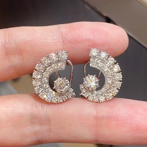 ต่างหูเพชร Aazuo 18K ทองคำแท้ ดีไซน์ทันสมัย เพชรเลี้ยงในห้องปฏิบัติการ E VS1 เครื่องประดับหรูหรา ของขวัญสำหรับผู้หญิง สวมใส่ได้ทุกวัน งานเลี้ยงระดับไฮเอนด์ - Product Image 4