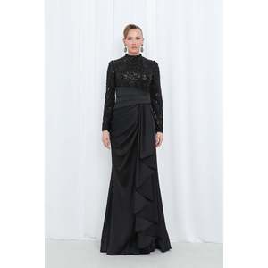 Robe de soirée longue en satin noir pour femme Puane avec haut brodé et détail de taille drapé - Robe de soirée élégante Abiye - Product Image 2