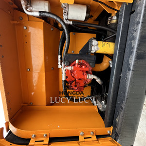 รถขุดฮุนได รุ่น 215LC-9T พร้อมบุ้งกี๋ขุด รถจักรกลหนักมือสอง - Product Image 2