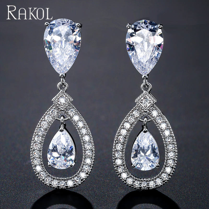 หินสีขาวทองคำขาว