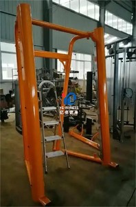 YG-7022 Rack de musculation Smith personnalisé avec logo, équipement de gym tout-en-un pour entraînement de force, directement de l'usine - Product Image 4