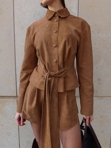 Vêtements d'extérieur sur mesure pour femmes, vente en gros directe d'usine OEM, mode de luxe, veste en daim synthétique pour femmes avec ceinture - Product Image 2