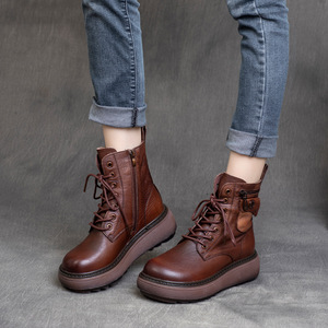 Nouvelles bottes Chukka en cuir de vachette style anglais, à bout rond, à lacets, à plateforme et à talon compensé pour l'automne - Product Image 2