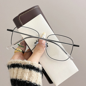 Monturas de Gafas Cuadradas L3-1015 Unisex con Lentes de PC Anti-UV y Anti-Luz Azul, Ancho Medio, Origen Taizhou - Product Image 5