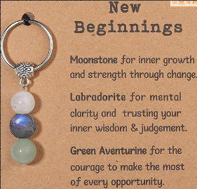 Un cadeau de porte-clés en verre naturel qui implique un nouveau départ, un petit porte-clés de guérison pour soulager l'anxiété. - Product Image 4