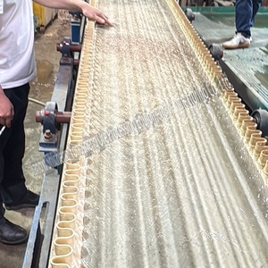 Machine de concentration à vibrations suspendues pour la procédure d'extraction de l'or - Product Image 2