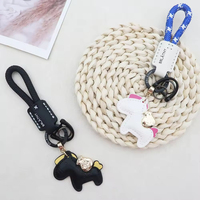 Porte-clés en cuir avec pendentif poney, accessoires de sac, breloque animale, cadeau promotionnel, porte-clés cheval pour sac à main femme