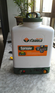 Pulvérisateur agricole à dos alimenté par batterie pour la lutte antiparasitaire des cultures - Product Image 2