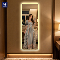 Espejo LED Inteligente con Iluminación de Diseño Nuevo 2026, Espejo de Baño Iluminado con Luz, Profesional para Uso en Hoteles y Salones