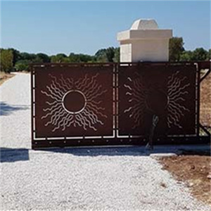 GNEE Grille de porte en acier corten de sécurité anti-pied de biche Design - Product Image 1