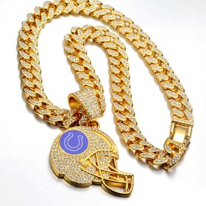 Collar con Colgante de los Indianapolis Colts, Directo de Fábrica, con Cristales de Zirconia, Cadena Cubana, Joyería Deportiva - Product Image 2