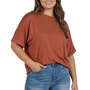 T-shirt Femme Grande Taille Uni avec Broderie Logo Manches Courtes 100% Fibre de Bambou Écologique Mode Estivale Intemporelle Vente en Gros - Product Image 1
