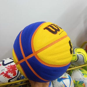 Ballon de basketball officiel taille 7 de haute qualité pour entraînement sportif en salle, personnalisé, fabriqué en PU, résistant à l'eau et durable - Product Image 4