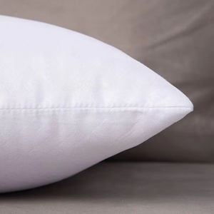 Venta al por mayor barato 18x18 cojín insertar sólido blanco fibra de poliéster <span class=keywords><strong>relleno</strong></span> <span class=keywords><strong>para</strong></span> el hogar Hotel dormitorio Decoración <span class=keywords><strong>Para</strong></span> almohada trasera - Product Image 4