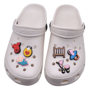 2024 nouveauté en gros bébé chaussures décorations mignon chaussures breloques pour cadeaux fans <span class=keywords><strong>sabot</strong></span> femmes enfants filles hommes - Product Image 4