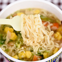 Grosir mie cepat makanan Korea kualitas tinggi populer Harga bagus mie instan Ramen ayam pedas panas Ramen