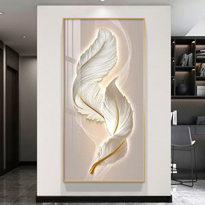 Peinture murale décorative moderne en porcelaine cristalline avec impression HD de plumes, personnalisable en gros, avec lampe LED intégrée pour porche – Nouveauté ! - Product Image 1