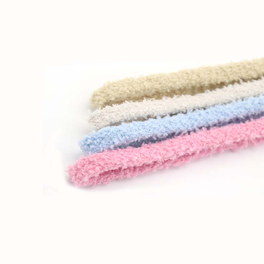 Coolstring 1cm Cozzy Christmas Bootlaces Customized Color Solid Polyester Double Layer Flat Unisex Sneakers Shoelaces Fuzzy