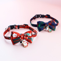 Verstellbares Weihnachts-Katzenhalsband mit Schleife aus Polyester-Nylon, Bedrucktes Kätzchen-Halsband mit Glockenanhänger