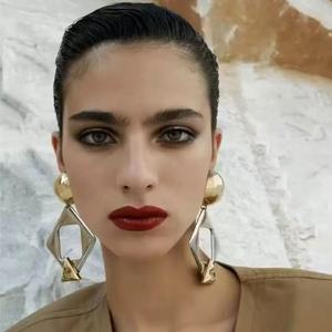 Ginee 2025 Hợp kim kẽm mới. Bông tai phóng đại Bông tai không đề<span class=keywords><strong>u</strong></span> Bông tai nữ - Product Image 1