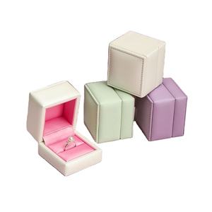 WEIMEI Boîte à bijoux en cuir Emballage cadeau Bracelet Collier Boucle d'oreille Anneau - Product Image 1